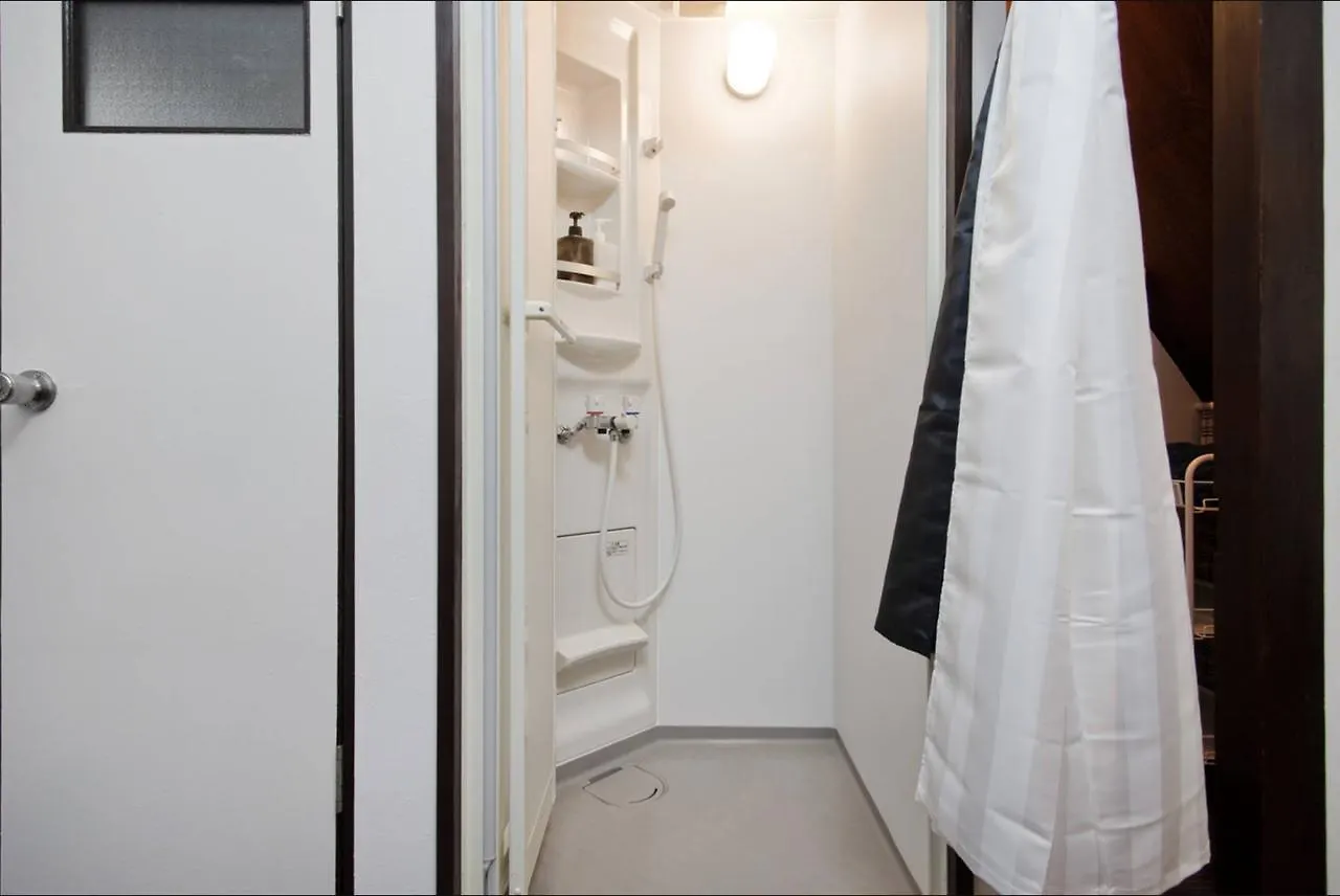הוילה אוסקה Zebrahouse Dekijima
